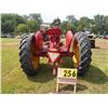Image 4 : 1949 Massey Harris 44