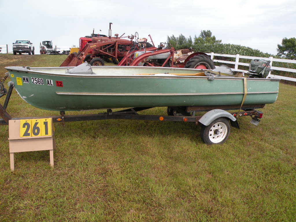 1956 Pipestone 14ft fiberglass boat w/ trailer