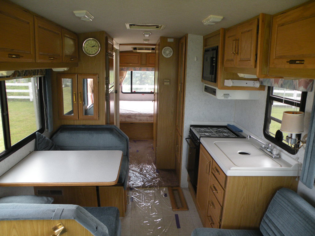 1992 Coronado (Fleetwood) motorhome SN-1GBKP37N2N3306277