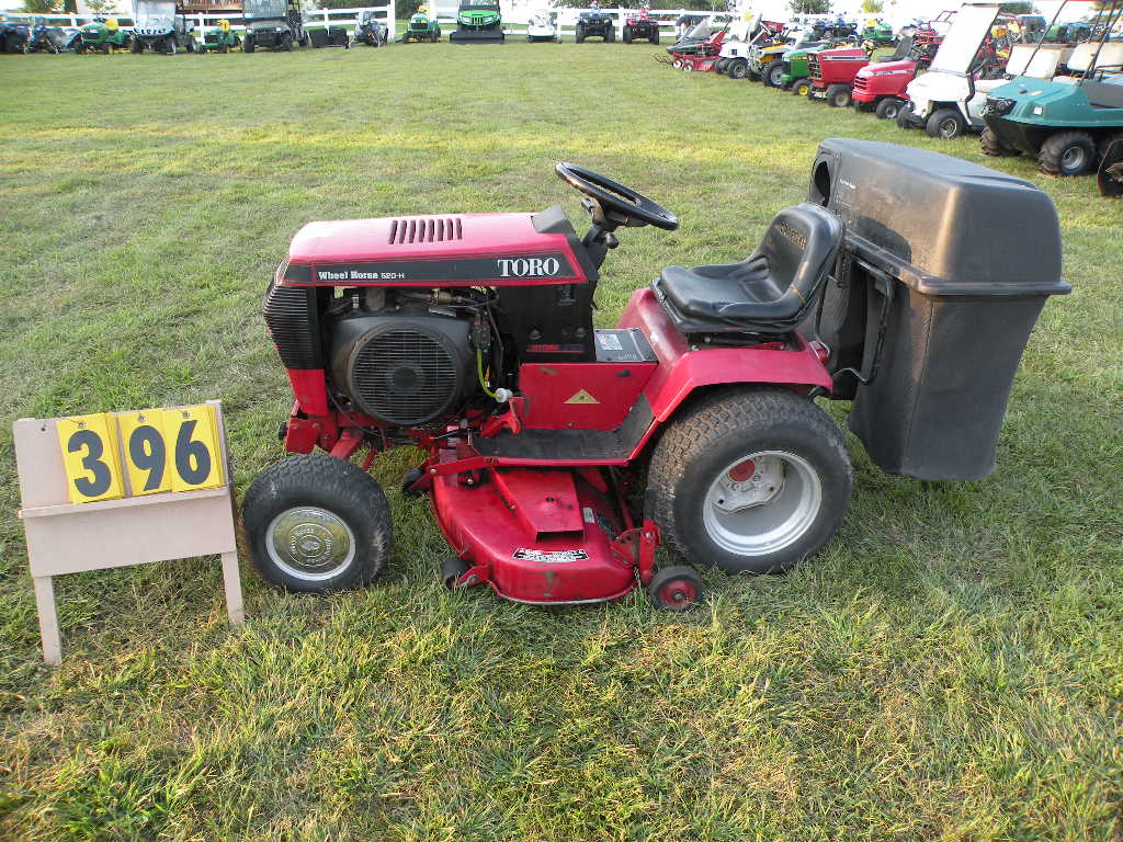 Toro Wheel Horse 520H riding mower