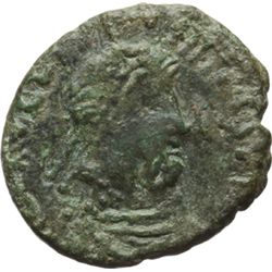 Impero Romano.    Giuliano II l'Apostata (360-363). AE 23-26 mm. D/ Legenda corrotta. Busto a destra