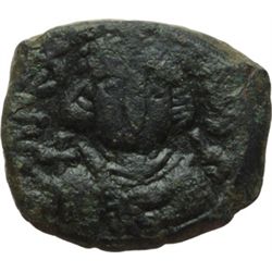 Impero Bizantino.    Costante II (641-668). Follis, Siracusa. D/ Busto di fronte. R/ Grande m tra A 