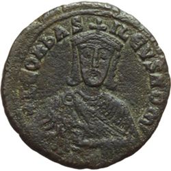 Impero Bizantino.    Leone VI (886-912). Follis, Costantinopoli. D/ Busto di fronte che indossa coro