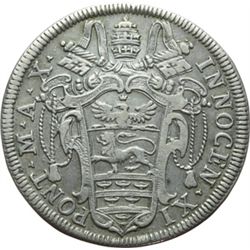 Monete e Medaglie di Zecche Italiane.   Roma. Innocenzo XI (1676-1689). Testone 1686.   M. 108. Berm