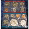 Image 2 : 699. 1974 U.S. Mint Set in original cellophane.