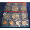 Image 2 : 713. 1974 U.S. Mint Set in original cellophane.