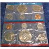 Image 1 : 714. 1975 U.S. Mint Set in original cellophane.