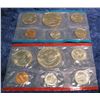 Image 2 : 717. 1976 U.S. Bicentennial Mint Set in original cellophane.