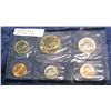 Image 1 : 745. 1988 Philadelphia Mint Set. Gem BU. In original cellophane.