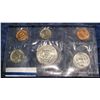 Image 2 : 746. 1988 Philadelphia Mint Set. Gem BU. In original cellophane.