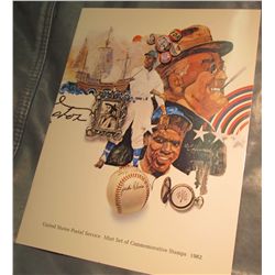 812. 1982 Commemorative Stamp Year Set.