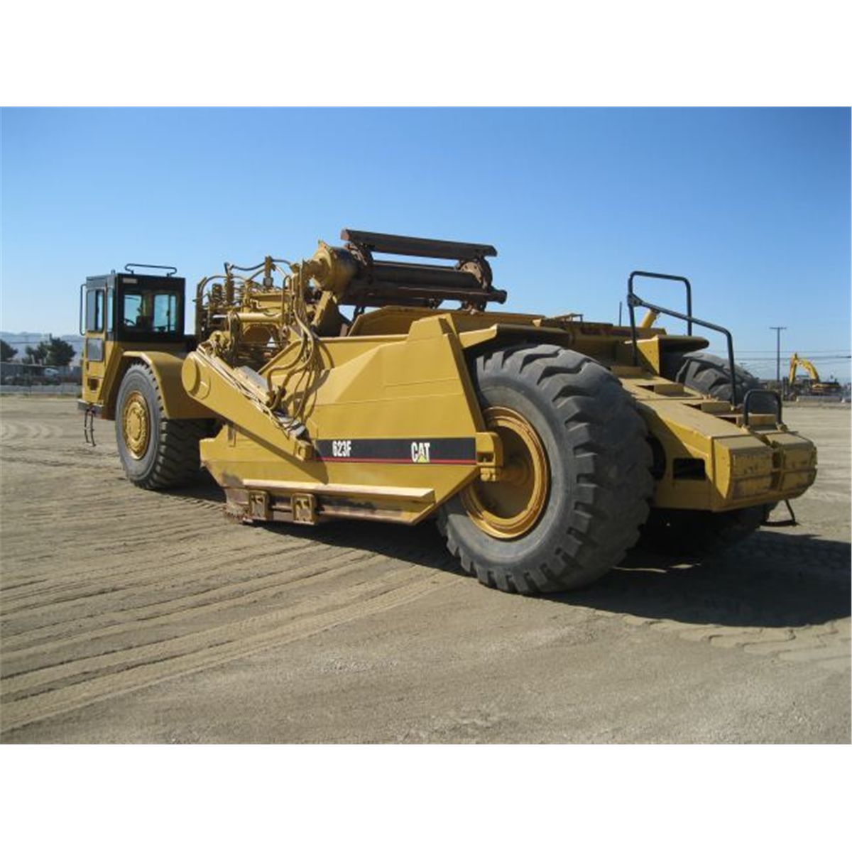 1994 Caterpillar 623F Series II Motor Scraper