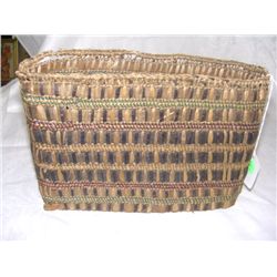 wonderful Native American handmade Queets Quinault basket as found 6 1/2 "