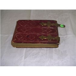 great, civil war era (Victorian) photo album with loads of photos, soldiers & kids ect ( as seen