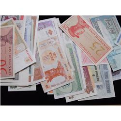OVER 40 FOREIGN BANKNOTES CURRENCY MOSTLY UNCIRCULATED