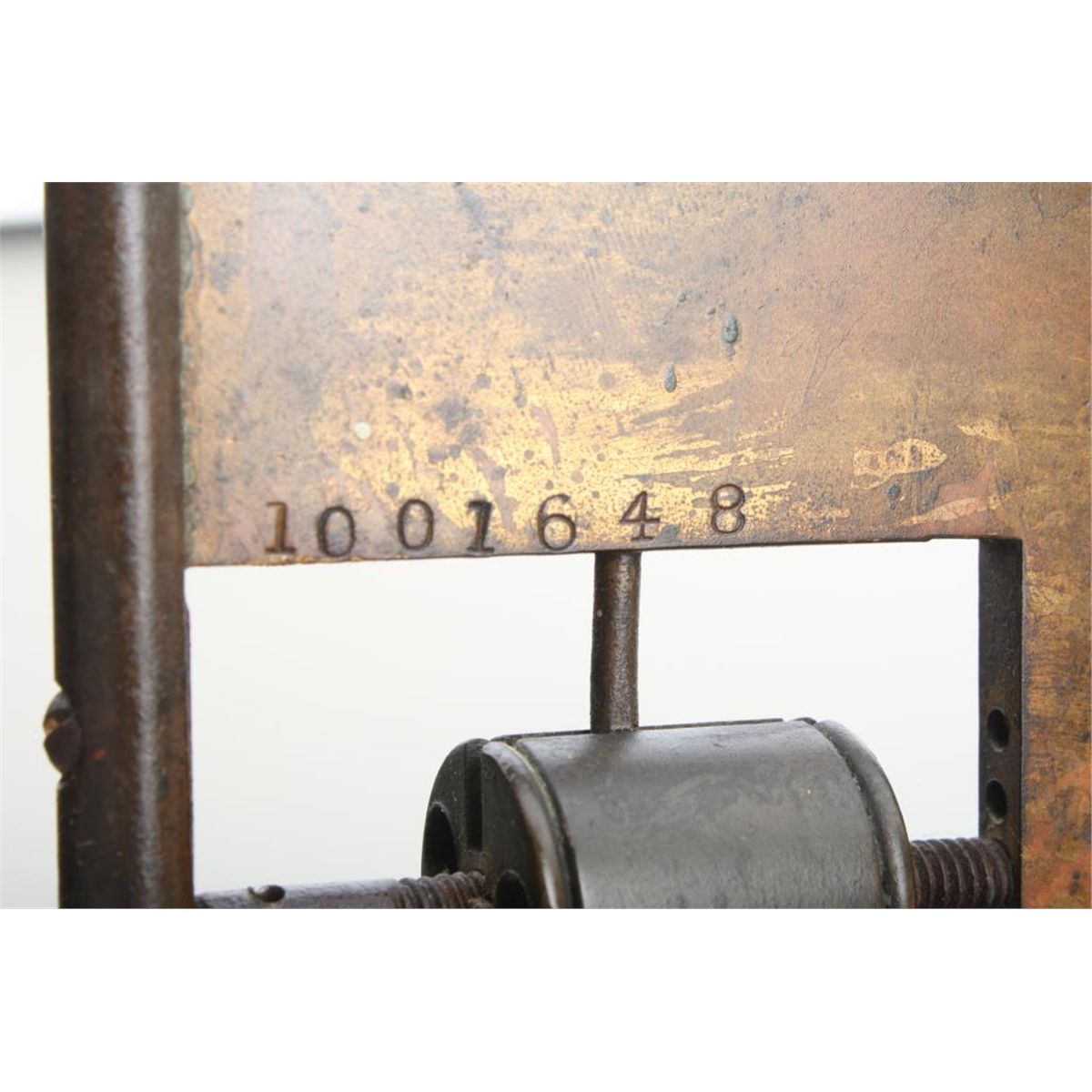 Howe Scale 5058 Original Wells Fargo scale by Howe, model 5058. Showing original paint ...