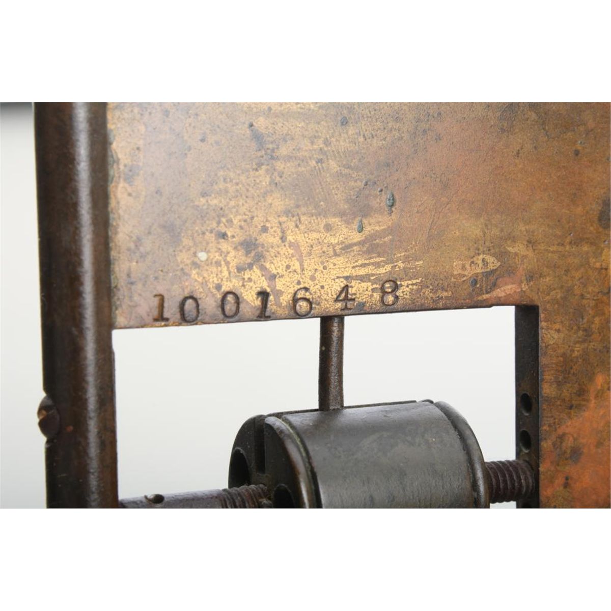 Howe Scale 5058 Original Wells Fargo scale by Howe, model 5058. Showing original paint ...