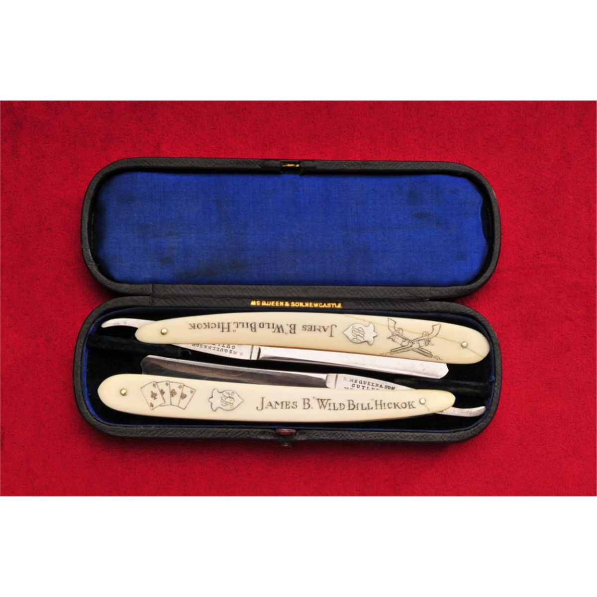 Pair of high quality presentation grade straight razors by R. McQueen ...