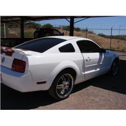 2005 -  FORD MUSTANG