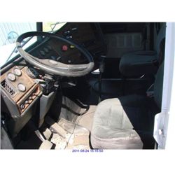 1995 -  FREIGHTLINER TRACTOR