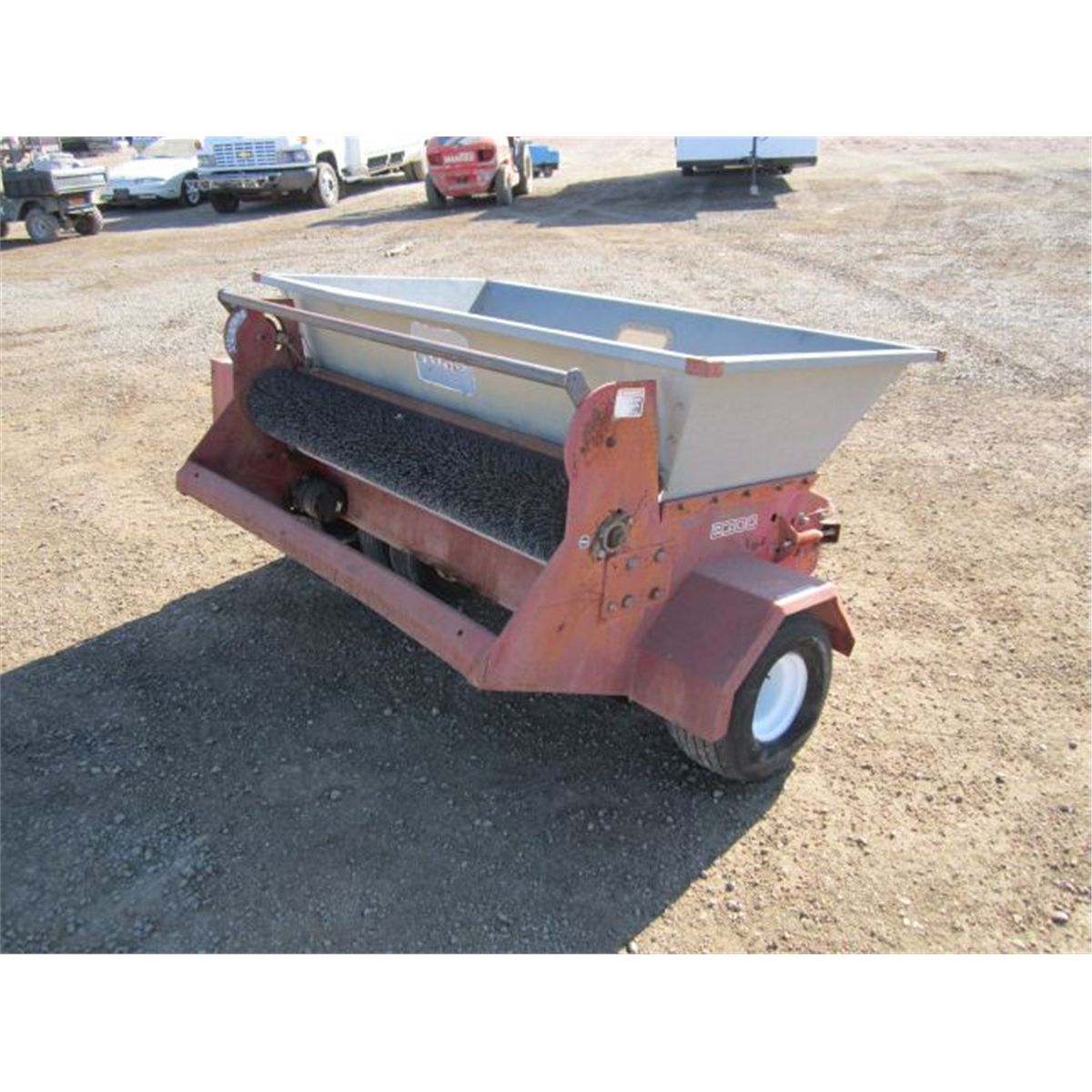 Toro Top Dresser 2300 Towable Sand/Turf Spreader