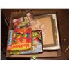 Image 1 : box of collectibles