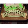 Image 1 : Lionel Train bridge