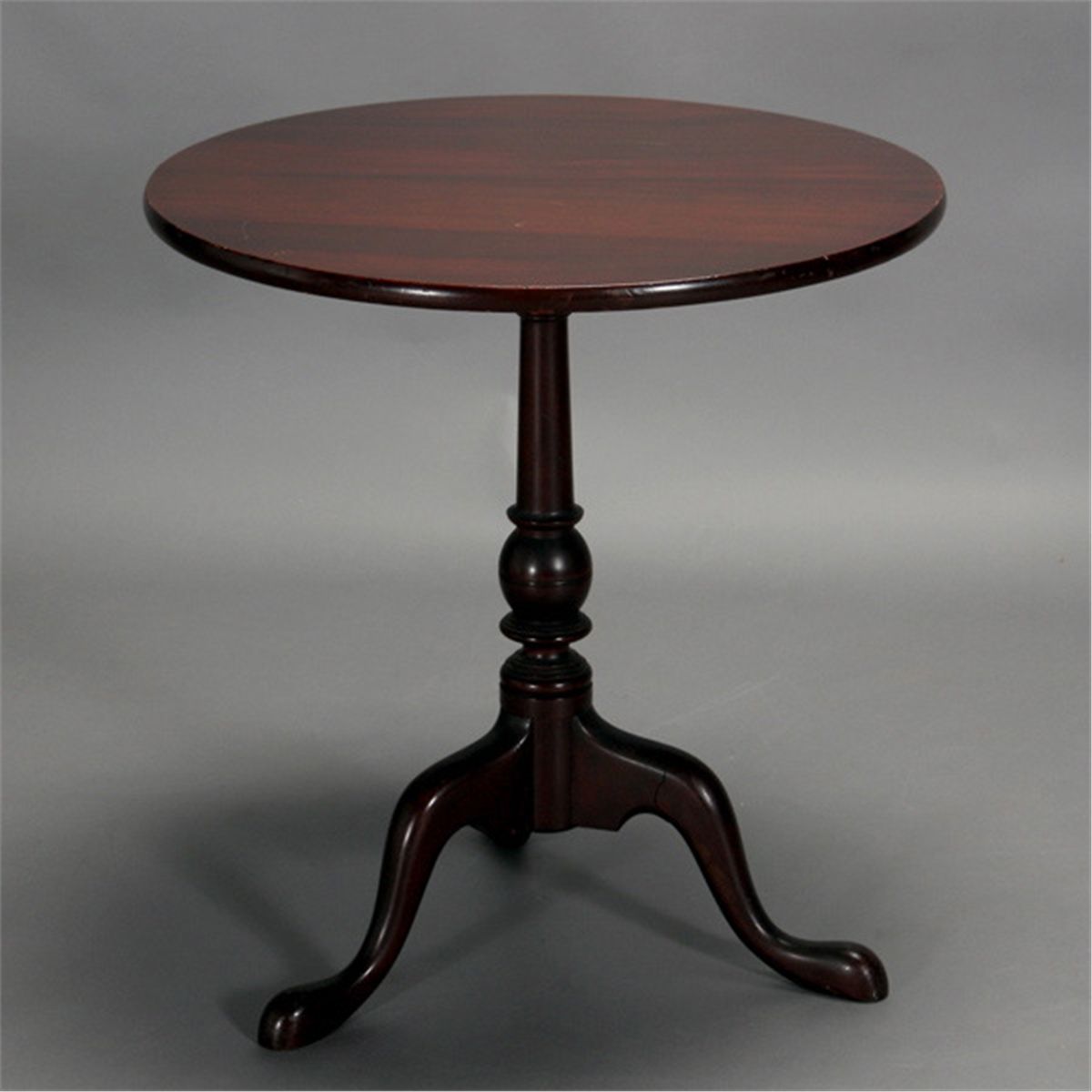 Victorian Tilt Top Round Table