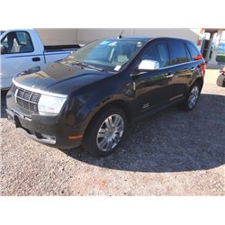 2008 LINCOLN  MXL