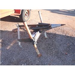 PTO DRIVEN LOG SPLITTER;