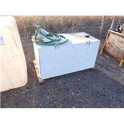 100 GAL SQUARE TANK W/HAND PUMP;