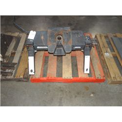 REECE 5TH WHEEL HITCH;