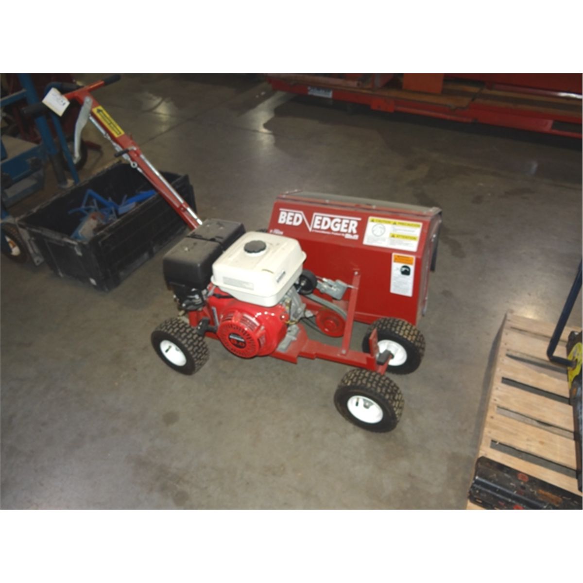 TRENCHMASTER F780H BED EDGER;