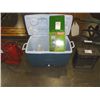 Image 1 : RUBBERMAID COOLER & COLEMAN LANTERN;