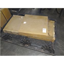RUBBER TOE BASE;