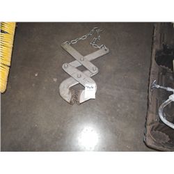 PALLET TONGES;