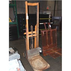 1000# WAREHOUSE LIFT;