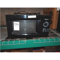 MAGIC CHEF MICROWAVE;