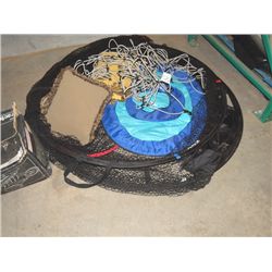 PILLOWS, BUNGEE NET & MISC;