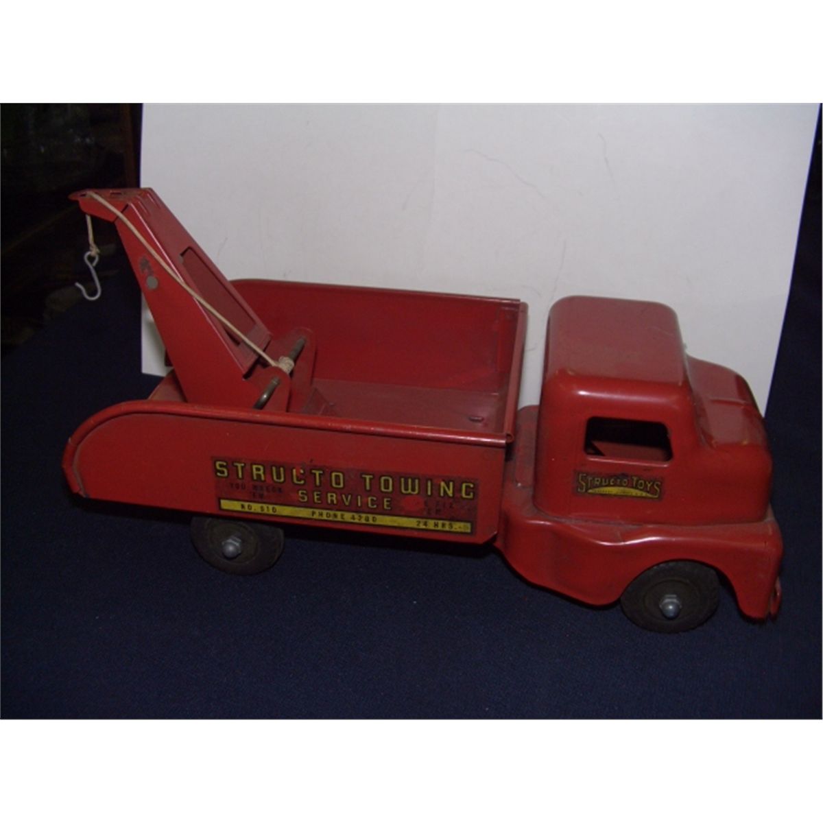vintage metal Structo toy wrecker truck