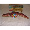 Image 2 : Cragstan snapping alligator tin wind up toy with box, gator trying to eat a fly