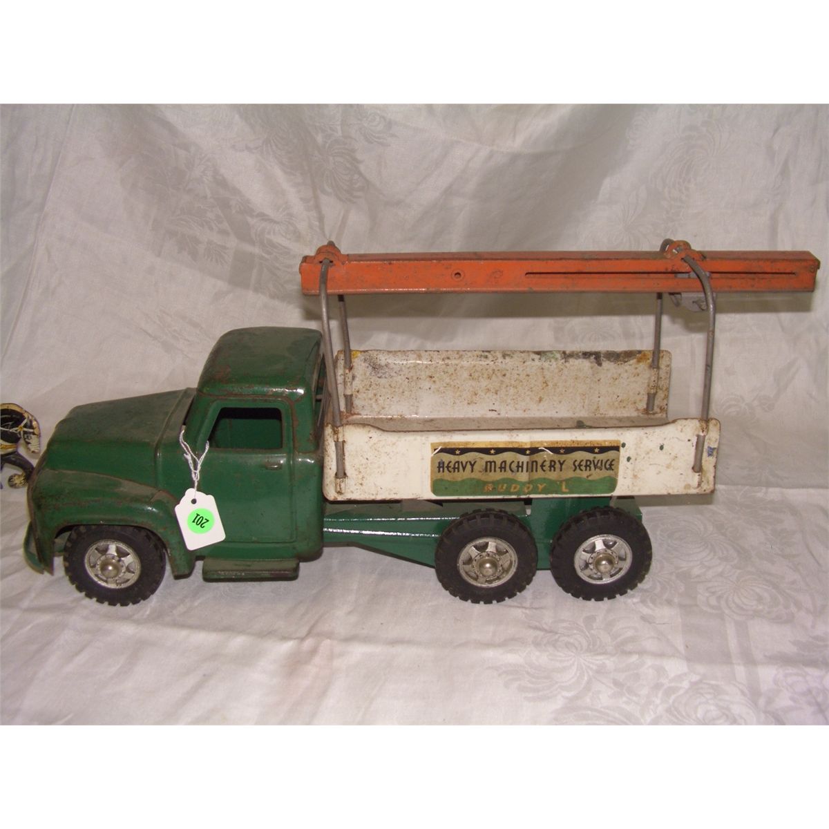 22" Buddy L Heavy machinery service truck, 1955 tandem wheels
