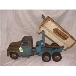 21" Buddy L Hydraulic Highlift toy