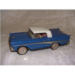 9" 1958 Ford retractable roof (works) battery op car