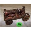 Image 2 : 4" Arcade 1920's tractor and farmer