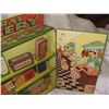 Image 2 : 1930'S WOLVERINE TIN LITHO GROCERY STORE TOY with boxes