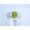 Image 1 : 18k White Gold Ring with Diamonds and Peridot