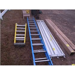 fiberglass extension ladder