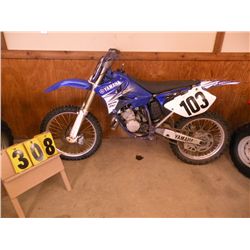 2004 Yamaha YZ125 Dirt Bike SN JYACE13L04A005575