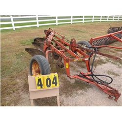 Case 3 bottom plow 318